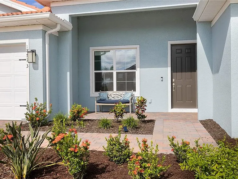 18713 Lake Hammock Dr — Photo 2