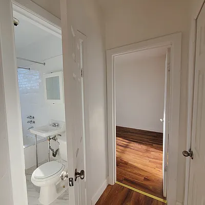 Rented by New York Residence | media 6