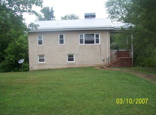 3406 W Walnut St, Johnson City, TN 37604