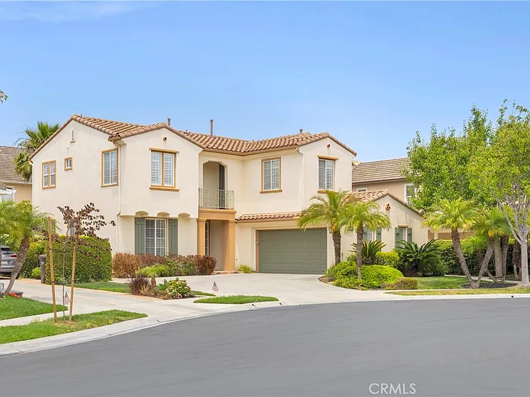 5271 Pearce Dr — Photo 1