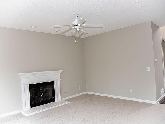 4th image of 1016 Walnut Creek Dr