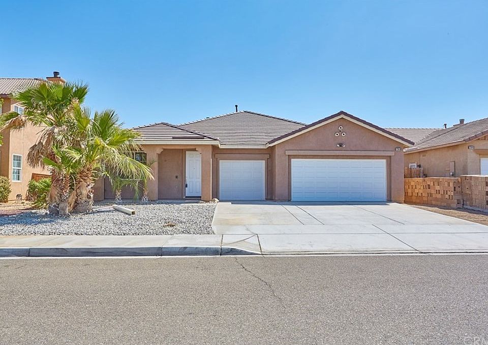 1st image of 12853 Comet Dr