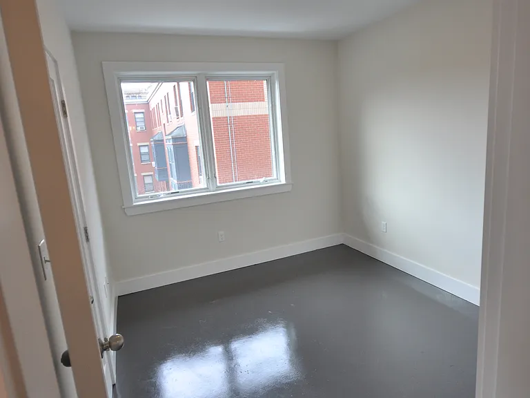 656 Massachusetts Ave #3 — Photo 24
