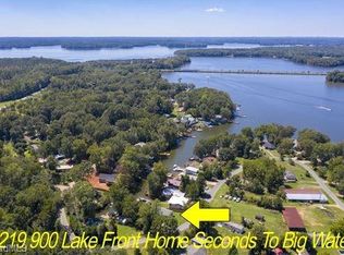 135 N Shore Dr, Lexington, NC 27292