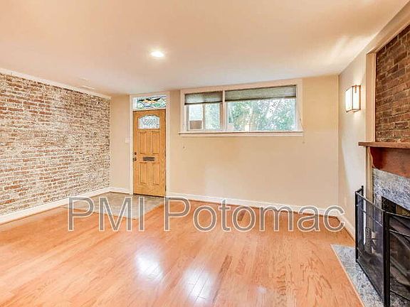 4th image of 4118 Wexford Ct