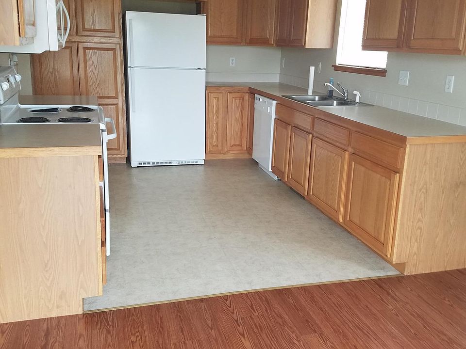 2nd image of 3720 Elgin Pl