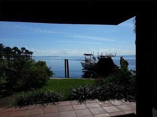 1st image of 1620 S Bayshore Ct