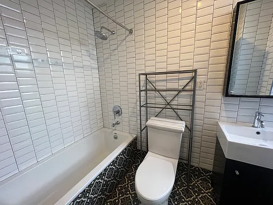 Rented by MADEHOME | media 5