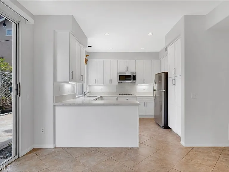 12944 Maxwell Dr — Photo 6