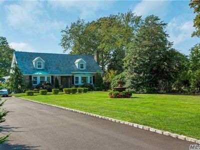 64 W Islip Rd, West Islip, NY, 11795