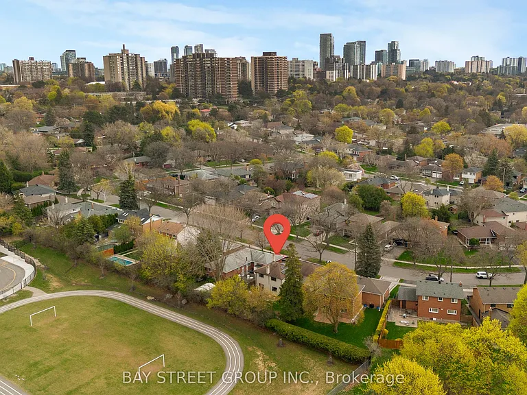 40 Bellbury Cres #UPPER — Photo 29