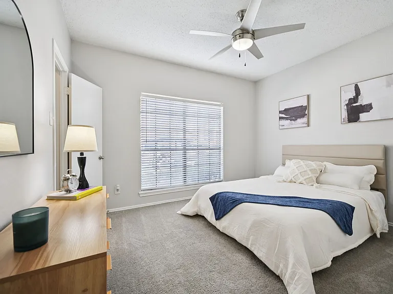 Spring Pointe — Photo 12