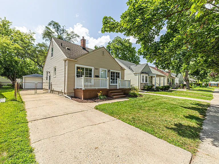 505 Minerva Ave — Photo 1