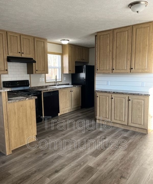2nd image of 357 Hester Dr #357