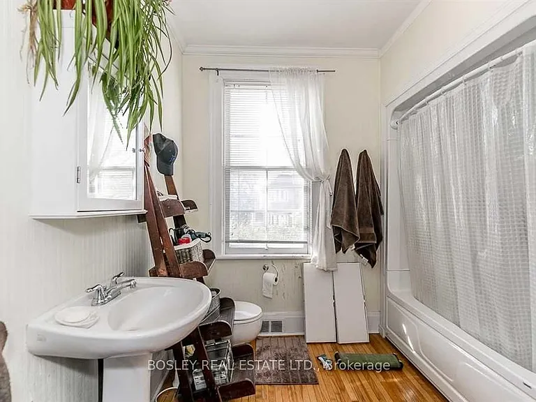330 Botsford St #2 — Photo 6