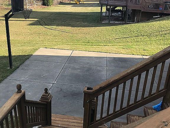 4th image of 6144 Riverton Dr