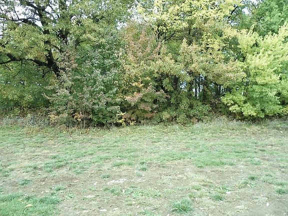 4th image of 3349-51 NW Mill Dr