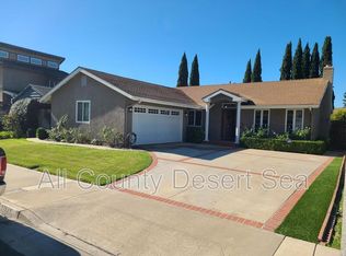 17821 San Leandro Ln, Huntington Beach, CA 92647