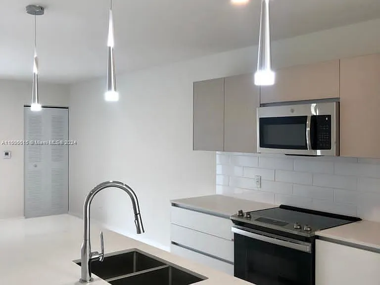 2505 NE 193rd St #4206 — Photo 16