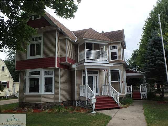 1st image of 441 W Lawrence Ave