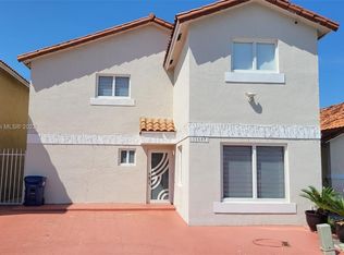 11547 SW 7th St, Sweetwater, FL 33174