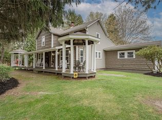 19095 Auburn Rd, Chagrin Falls, OH 44023