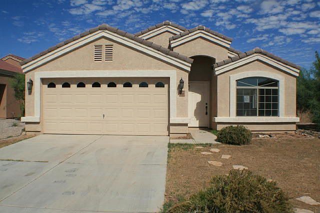 1st image of 2101 N Santiana Pl