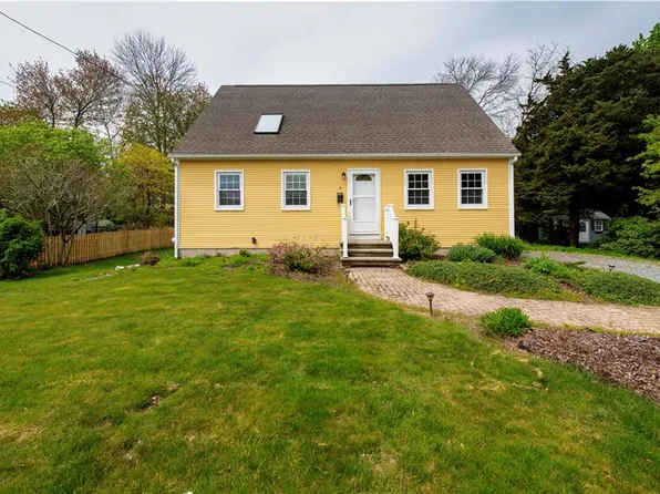 6 Englewood Ct, Warren, RI 02885