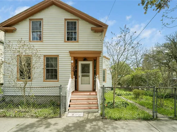 213 S Plain St, Ithaca, NY 14850