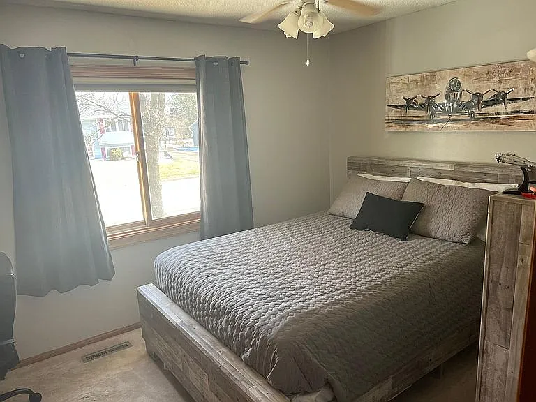 5041 Georgia Ln — Photo 10