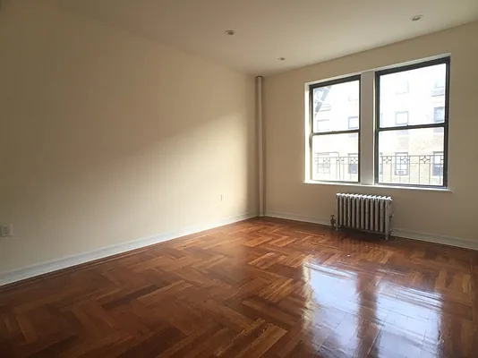 Rented by Bohemia Realty Group | media 10