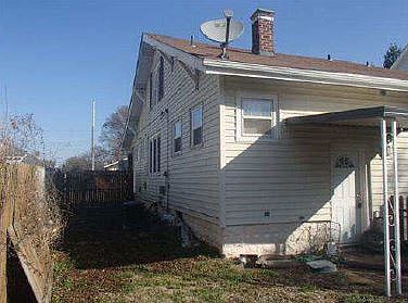 4th image of 2503 Sanford Ave