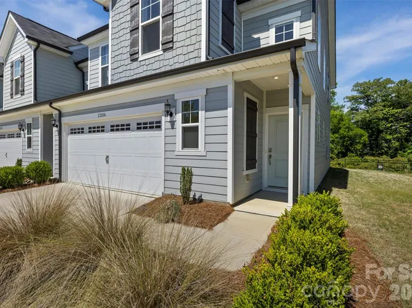 23206 Clarabelle Dr, Charlotte, NC 28273