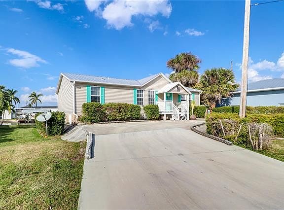 2nd image of 3844 Cruz Dr