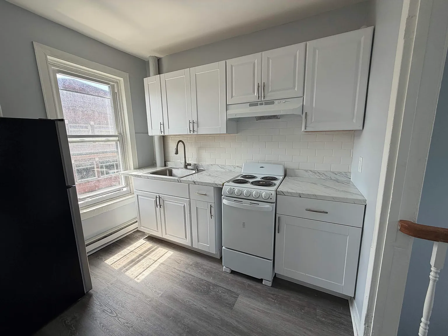 1 bed, $995 — Photo 1