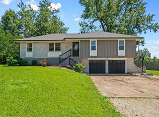 24601 W 86th Ter, Lenexa, KS 66227
