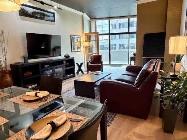 1777 Larimer St, Denver, CO