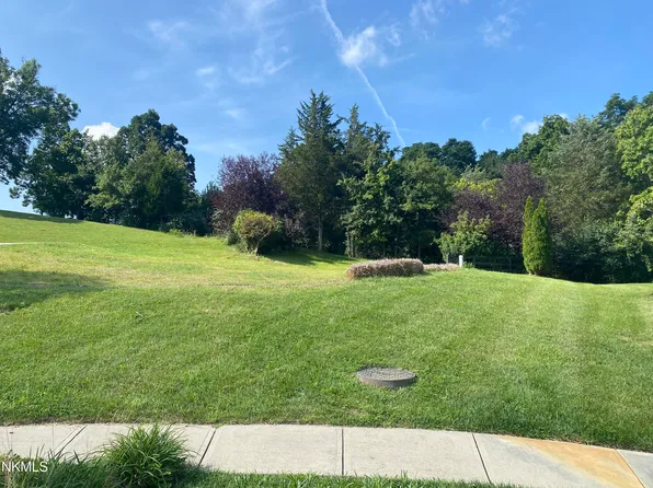 1050 Cedar Trail Ct, Alexandria, KY 41001