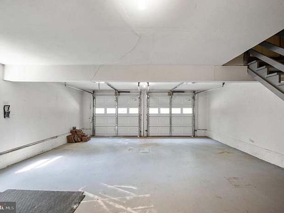 4th image of 40 Rainwater Ln