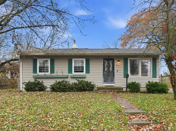 1406 Bethany Ln, Fort Wayne, IN 46825