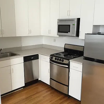 Rented by FirstService Realty (legacy) | media 1