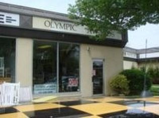 92 S Long Beach Rd, Rockville Centre, NY 11570