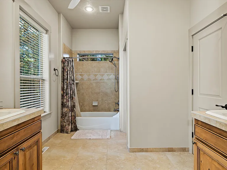 9261 W Bay Stream Ct — Photo 36