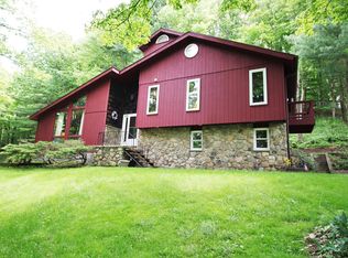 614 Snake Hill Rd, Poestenkill, NY 12140