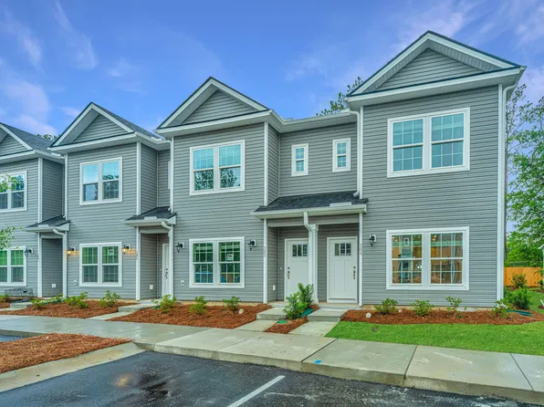 1603 Twin Rivers Dr, Wando, SC 29492