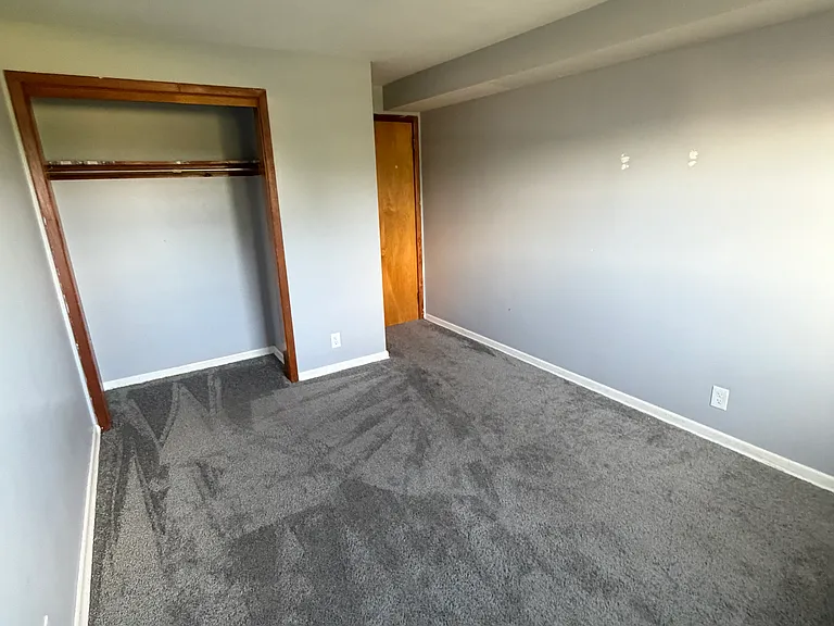 305 Mississippi St SE #2W — Photo 9