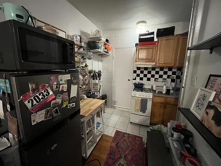 357 W 54th St #22 — Photo 5