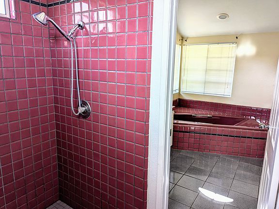 5th image of 6228 Avenida Gorrion