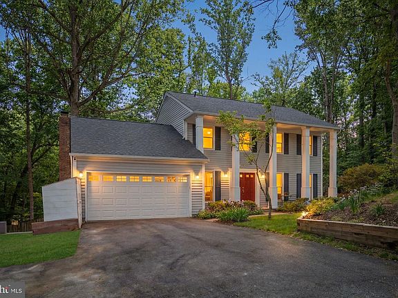 2nd image of 6099 River Forest Dr