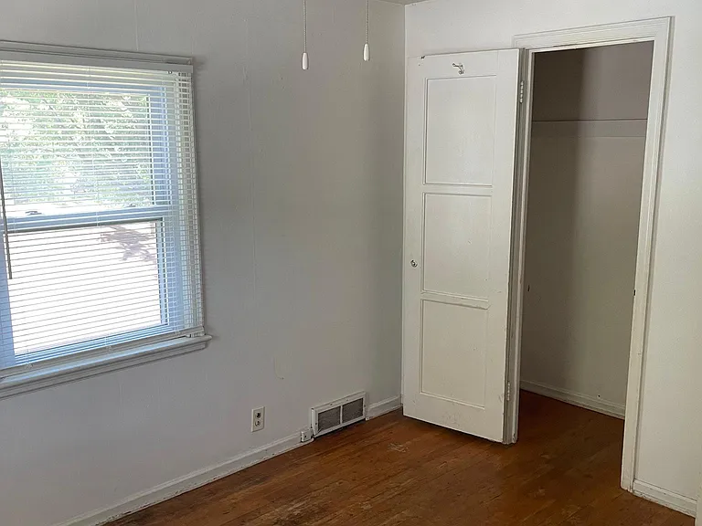3737 O St — Photo 9